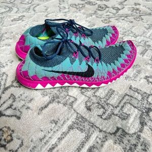 women’s nike sneakers